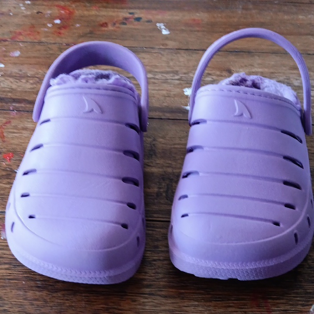 Rugged Shark Purple Kids Clogs